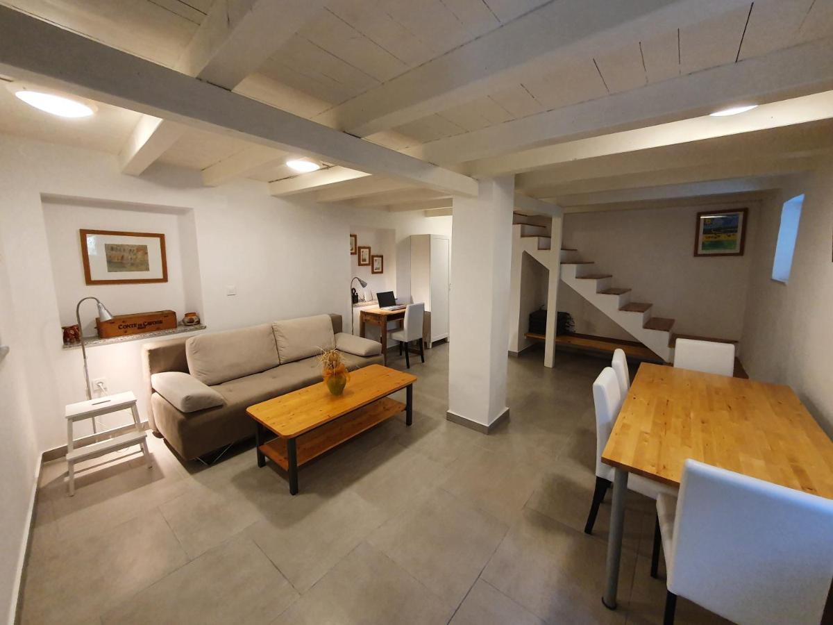 Villa Carmen Draga Bašćanska Exteriör bild