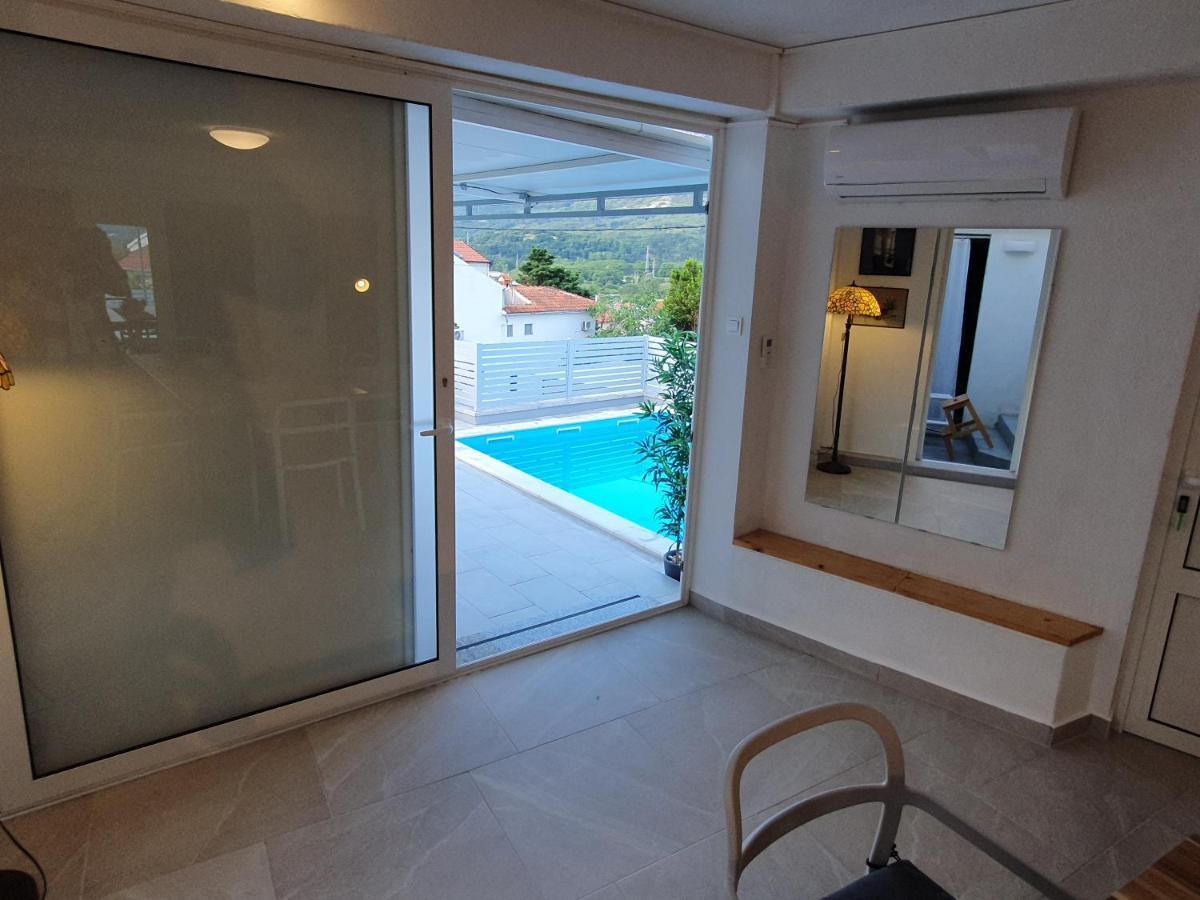 Villa Carmen Draga Bašćanska Exteriör bild